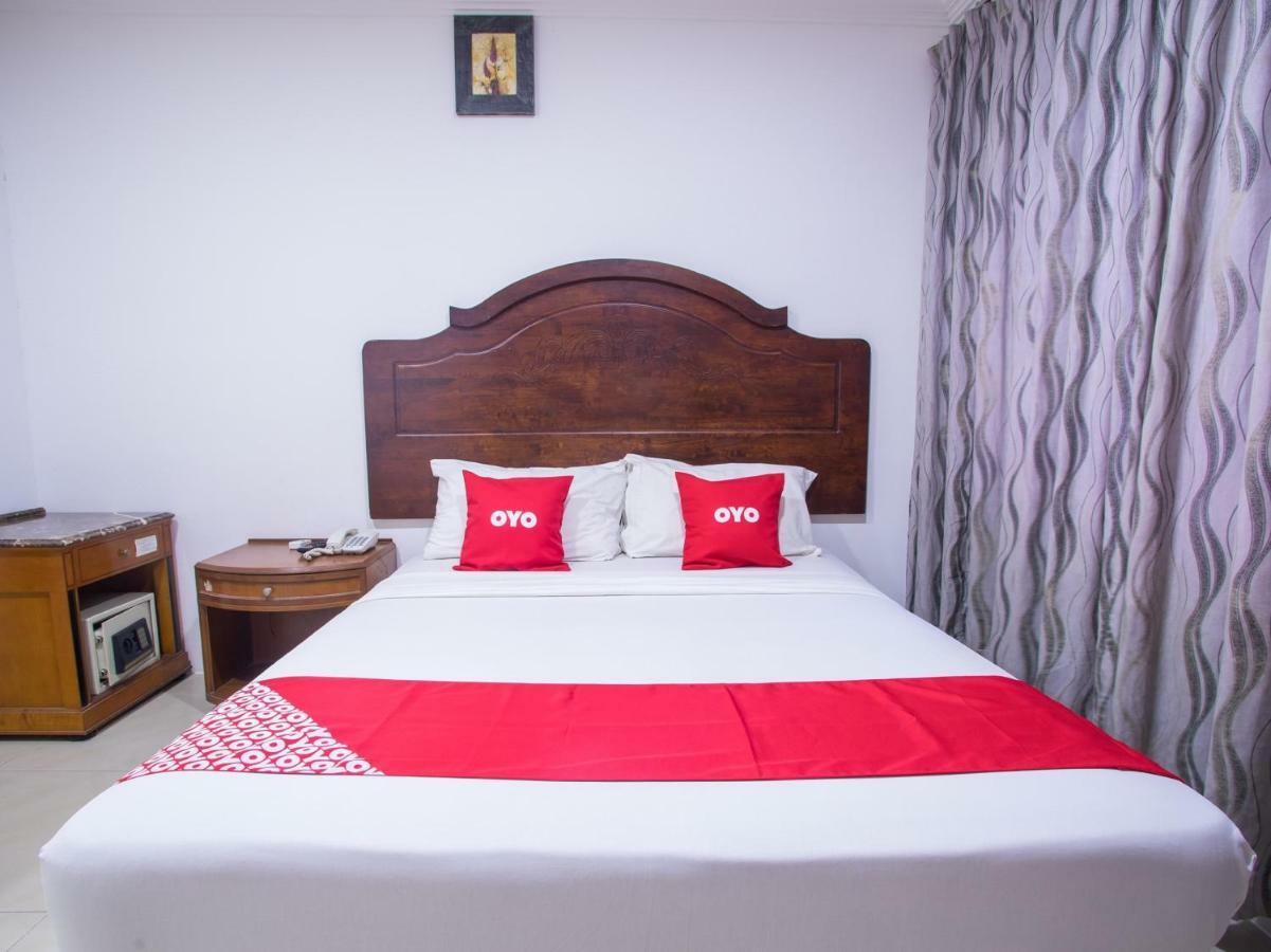 Oyo 390 Mayview Glory Hotel クアラルンプール エクステリア 写真
